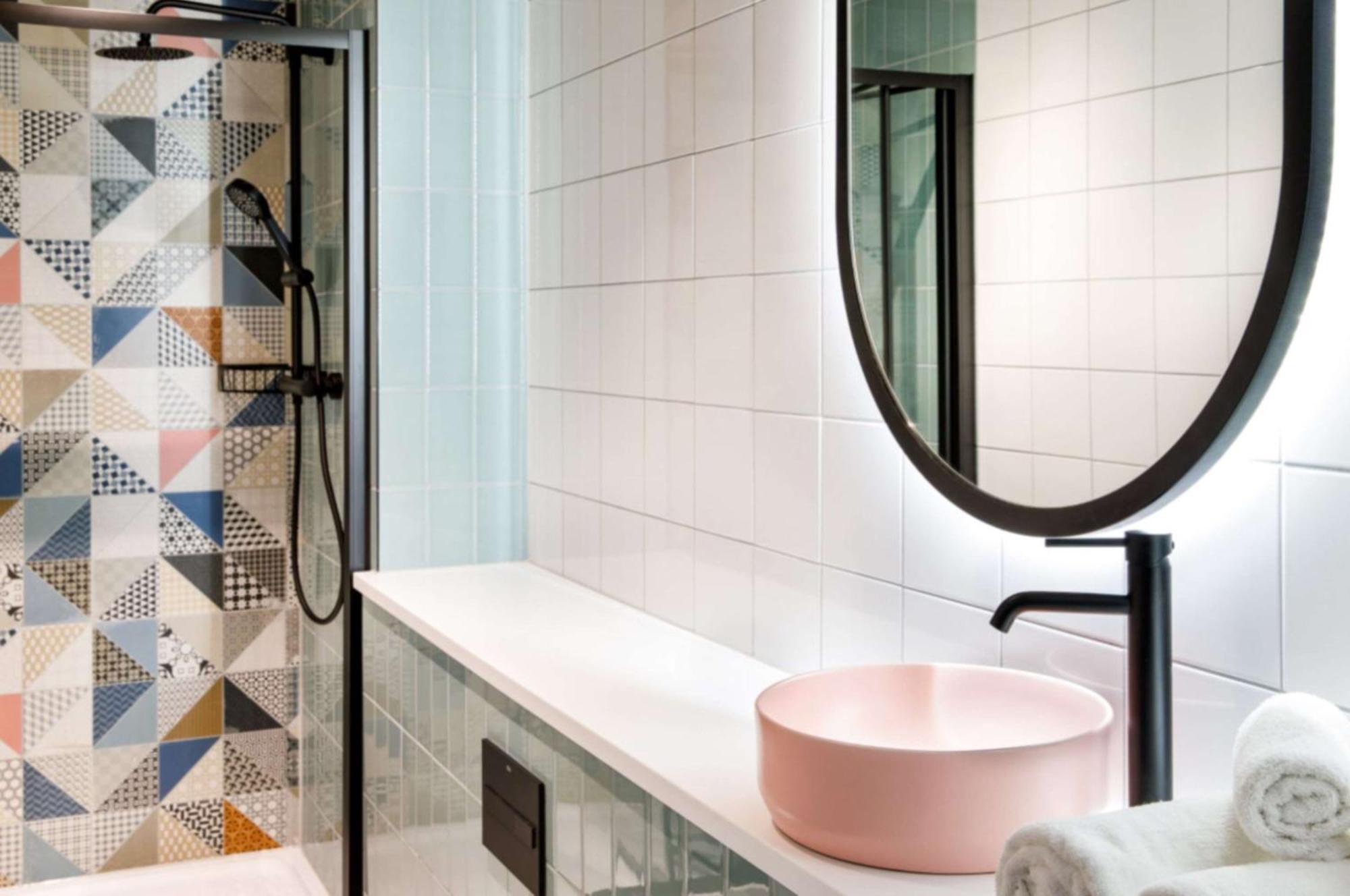 Spark By Hilton London ラムフォード エクステリア 写真